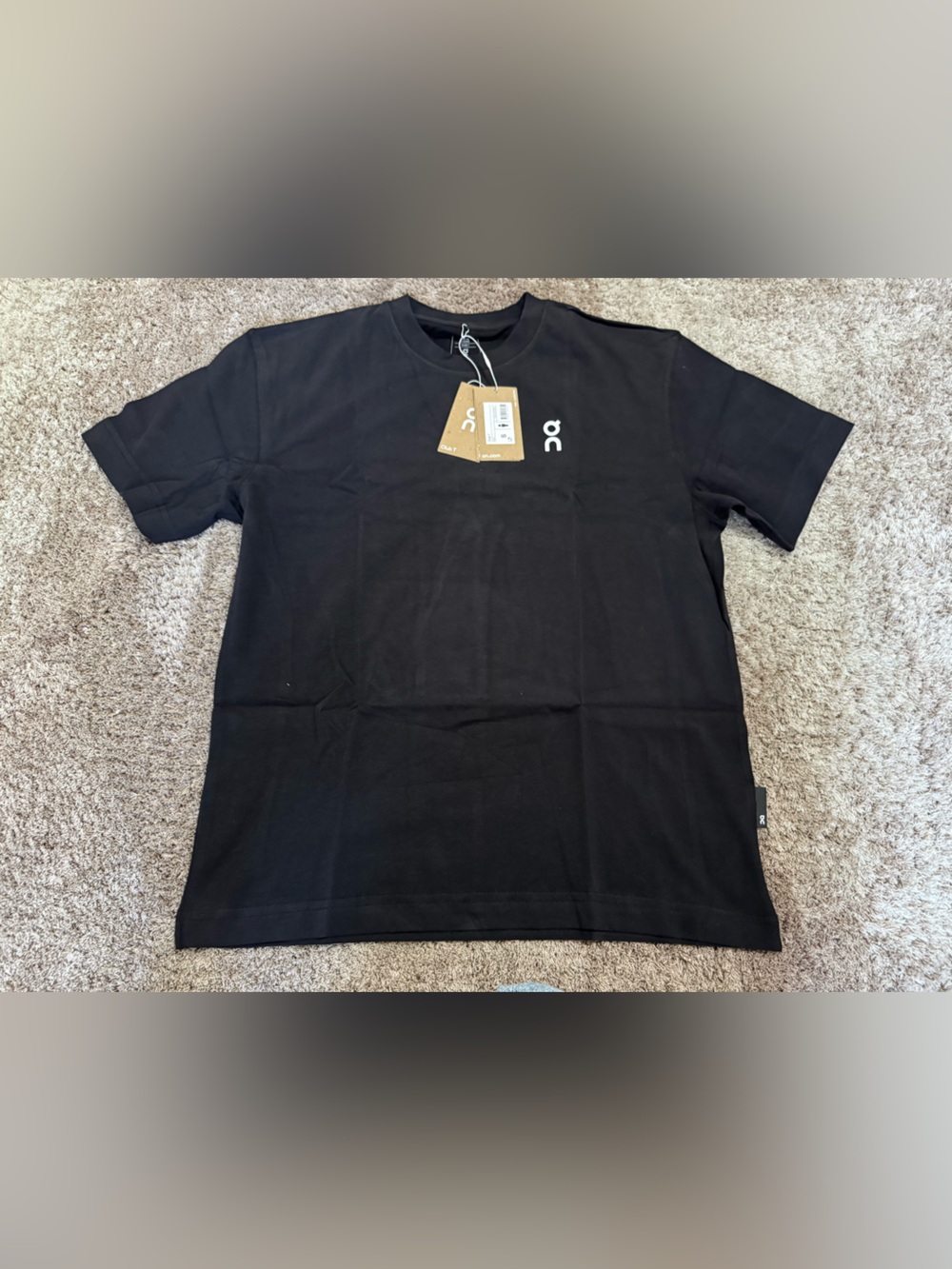 On cloud Mens Club-T